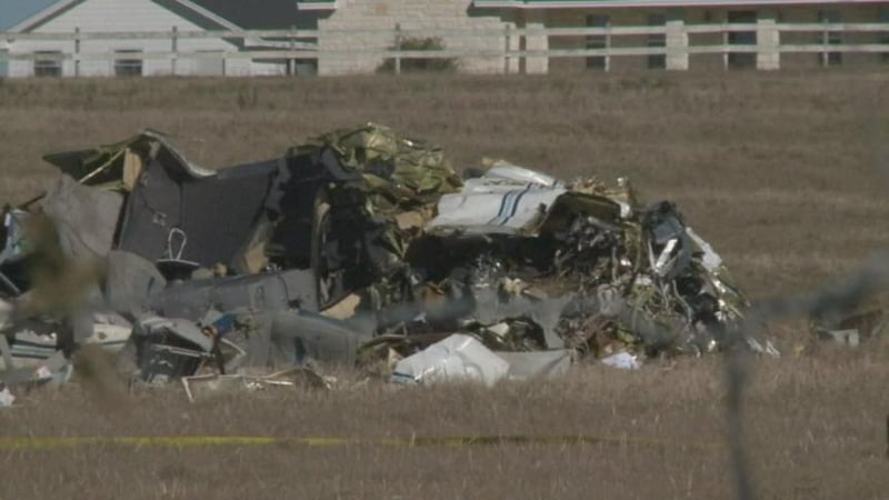 Pilot Dead After Plane Crash in Central Texas, Cause Unknown - NBC ...